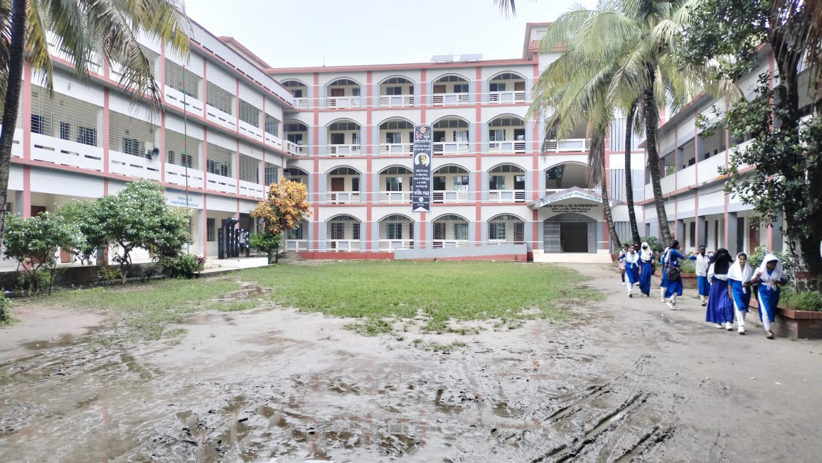 মূল ভবন